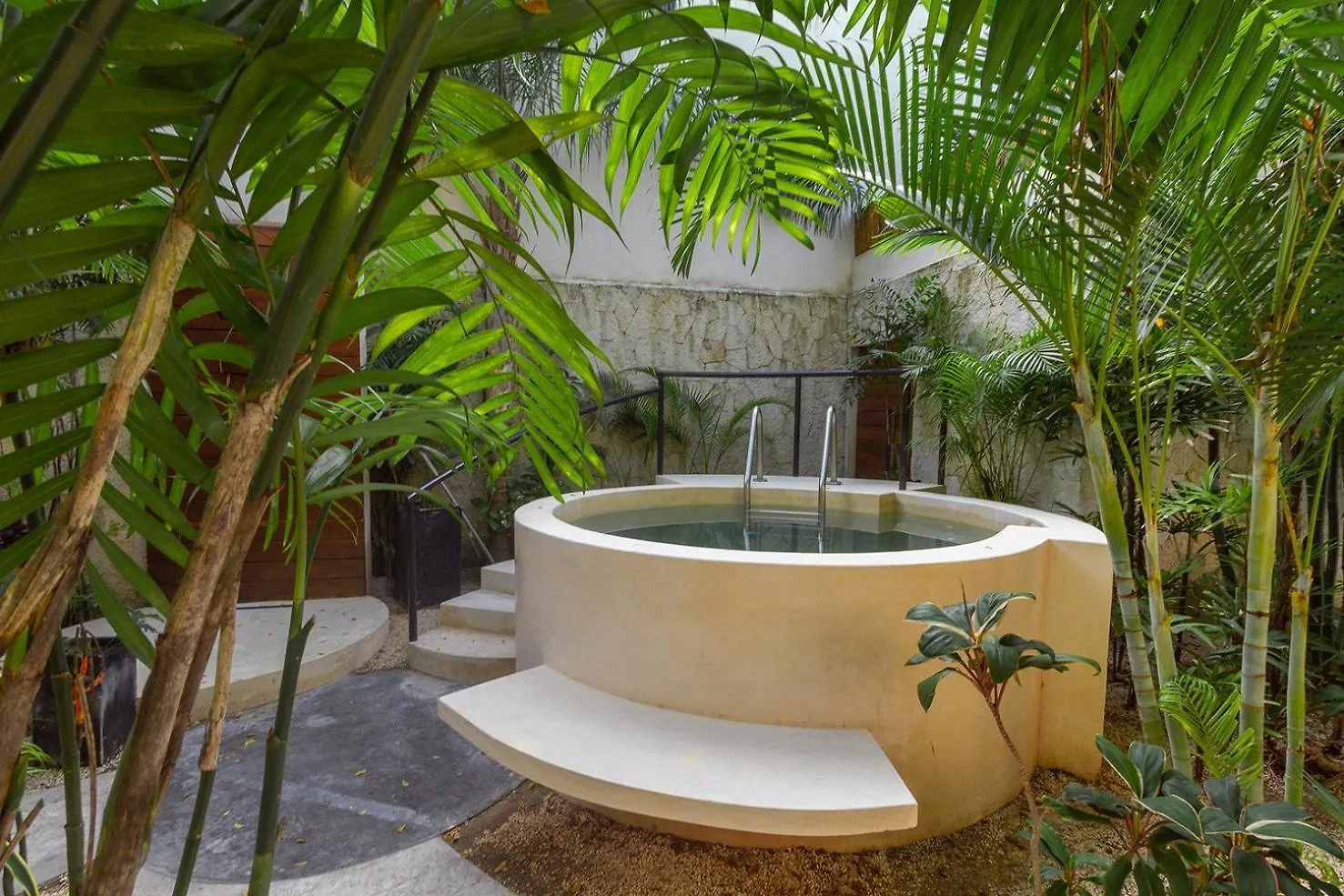 טולום Illuminated Space & Private Pool